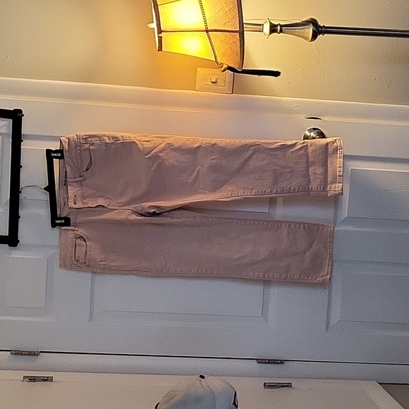 DKNY pink jeans - Picture 2 of 3